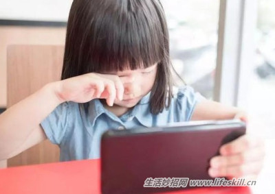 世卫提醒:儿童应完全远离电子屏幕